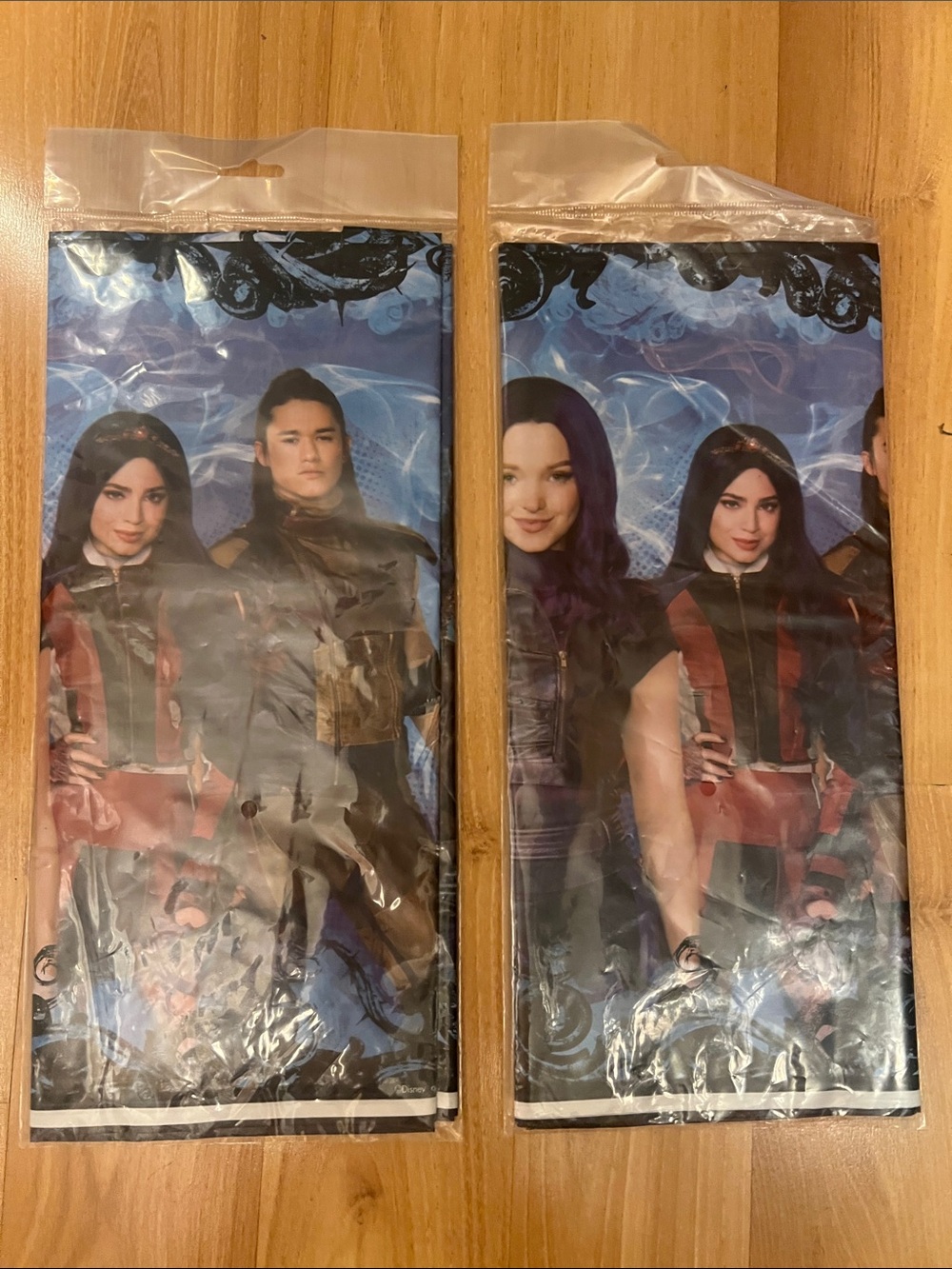 Disney Descendants Table Cover set of 2